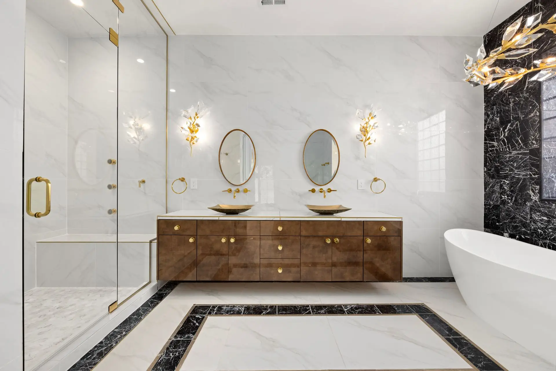Marble bathroom with gold fixtures